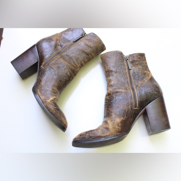 Donald J. Pliner boots - Picture 10 of 14